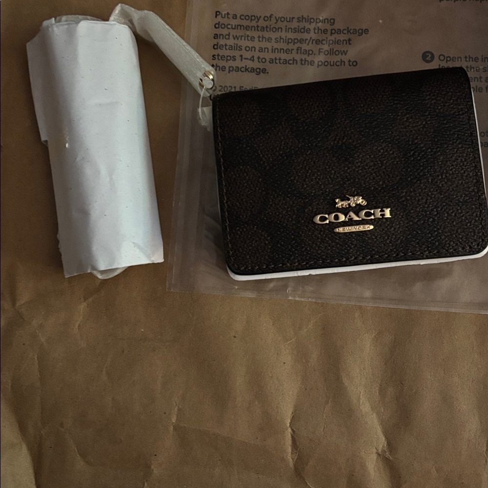 Coach Mini 🆕 Wallet On A Chain In Signature Canvas - Picture 5 of 8